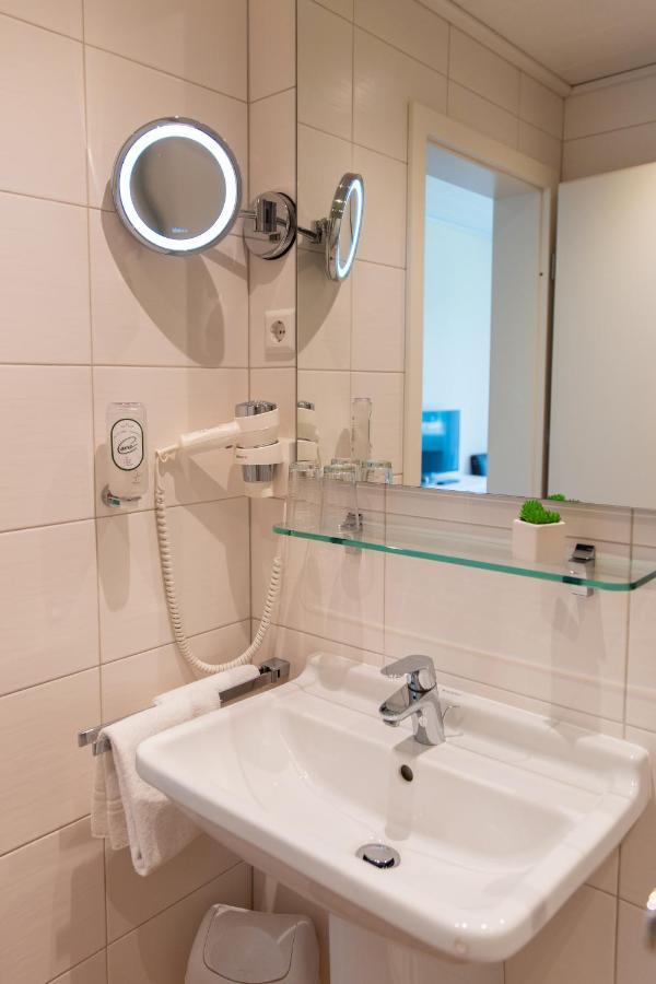 Hotel 巴特迪克海姆 外观 照片